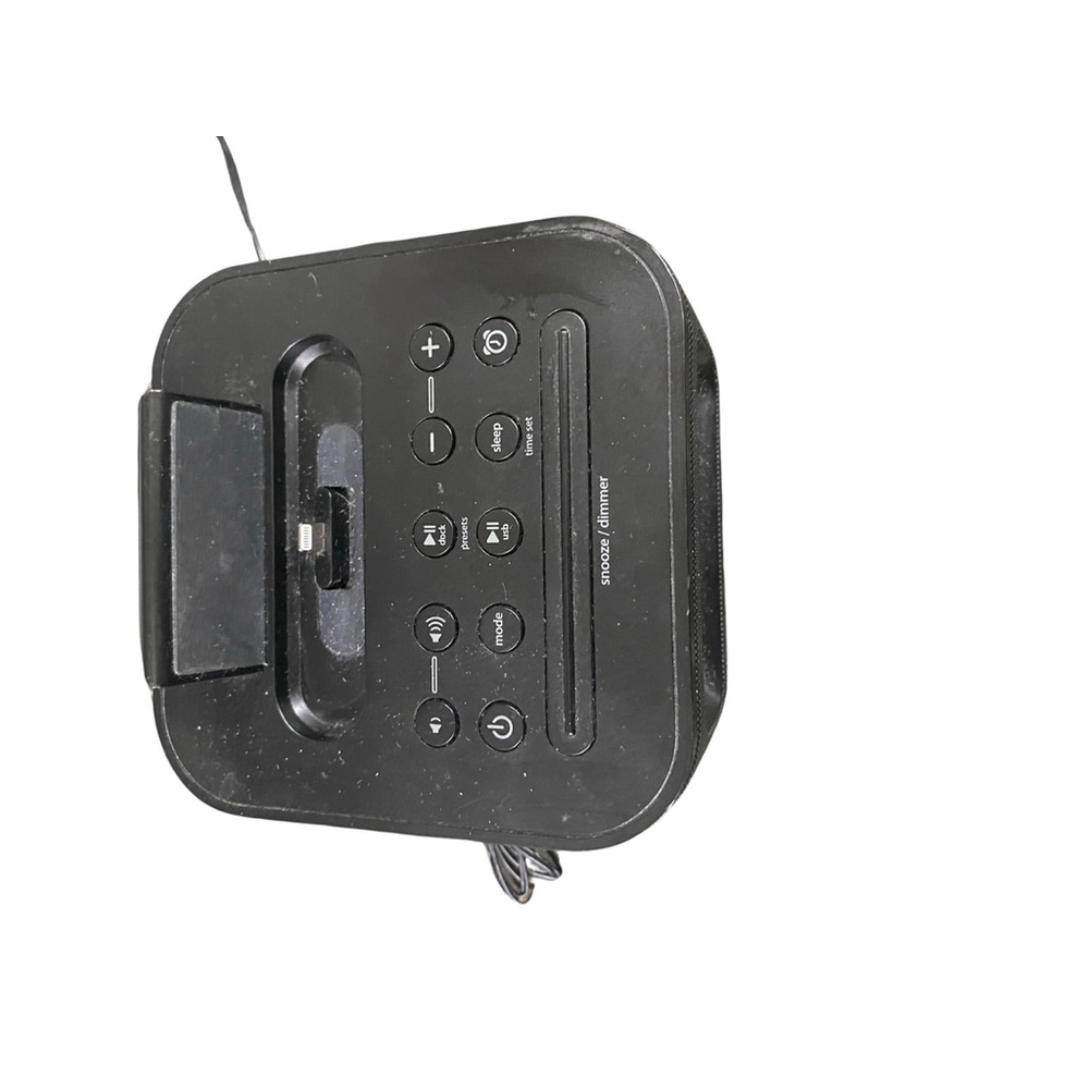 iHome iPL10 Lightning Dock Clock Radio - Picture 3 of 4
